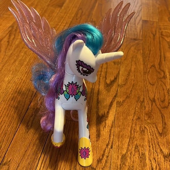 Princess Celestial Pony - Picture 3 of 5